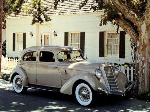 1935 Hupmobile O-521 Eighht Sedan
